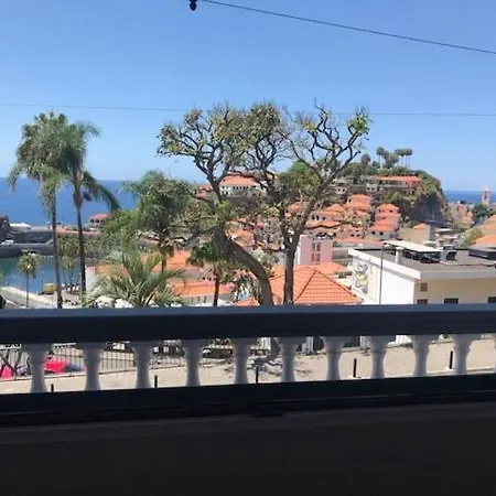 Rosolamar With Ocean View Hébergement de vacances Câmara de Lobos